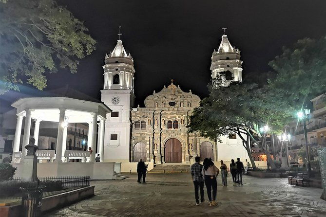 panama-city-night-tour