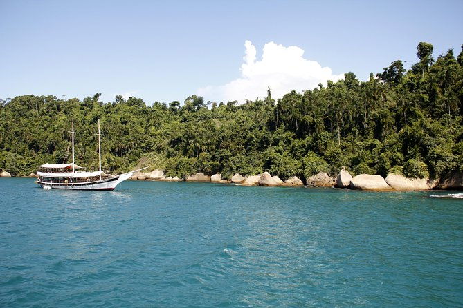 paraty-schooner-cruise-and-snorkeling-tour