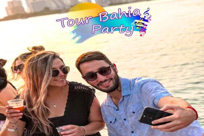 party-boat-in-cartagena-bay-with-nightclub-ticket