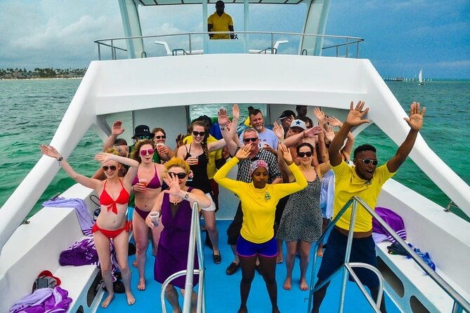 party-boat-view-dolphins-snorkling-free-drinks-and-transportation