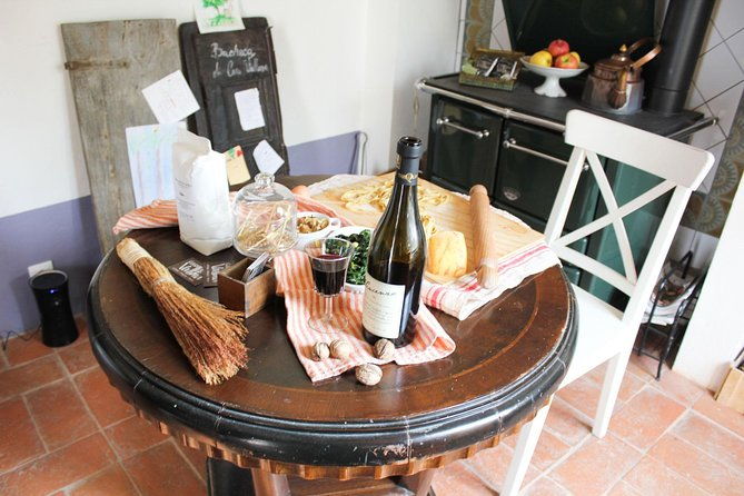 pasta-class-in-bologna-in-a-15th-century-estate-home-with-chiara