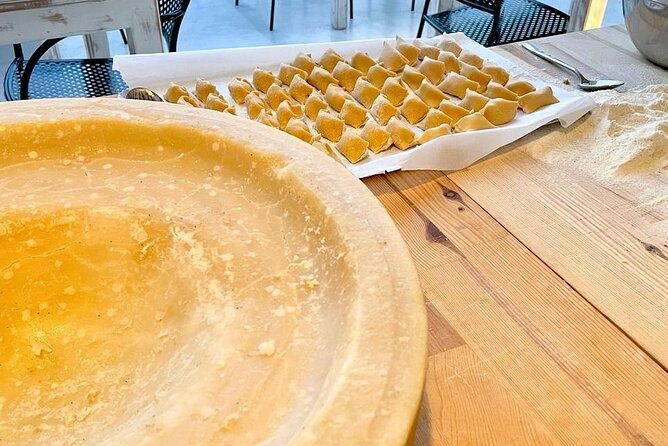 pasta-making-class-with-italian-food-degustation-at-villas