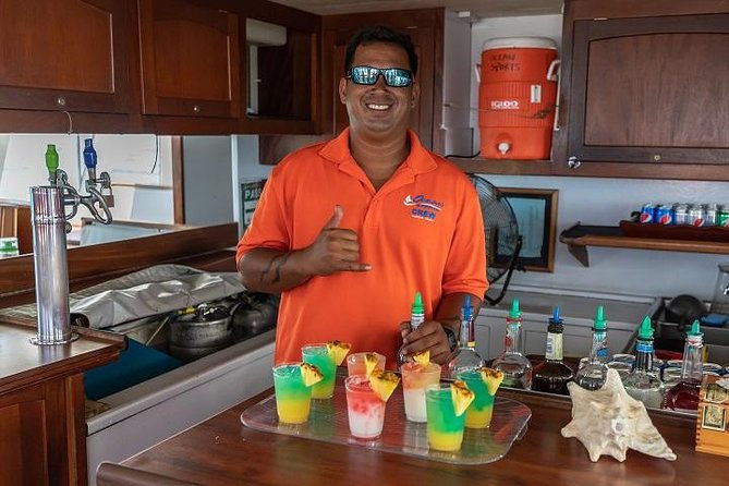 pau-hana-sunset-cocktail-cruise