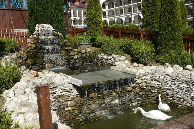 peles-castle-and-optional-cantacuzino-castle-from-brasov
