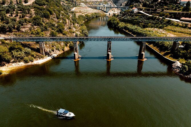 pinhao-4-hours-douro-river-cruise-with-lunch-included