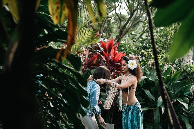 polynesian-show-and-dining-experience-with-transfer
