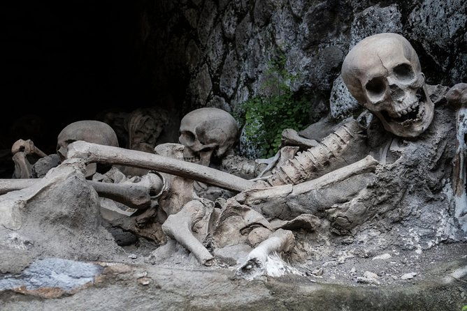 pompeii-and-herculaneum-small-group-tour-skip-the-line
