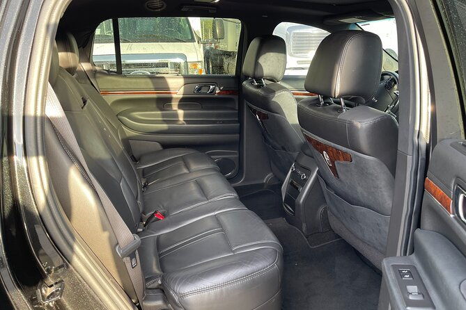 port-canaveral-to-orlando-airport-mco-luxury-sedan