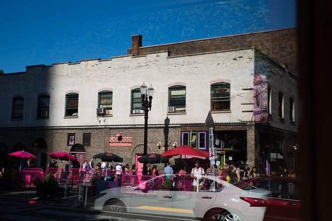 portland-hop-on-hop-off-pink-trolley-tour-with-gray-line-1-or-2-day-pass-2
