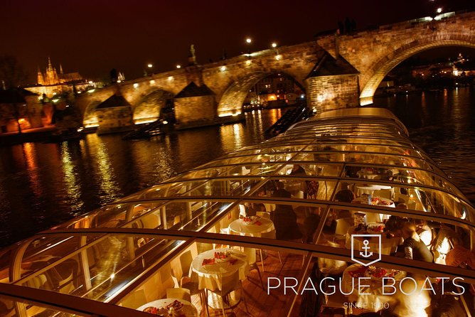 prague-boats-3-hour-dinner-cruise