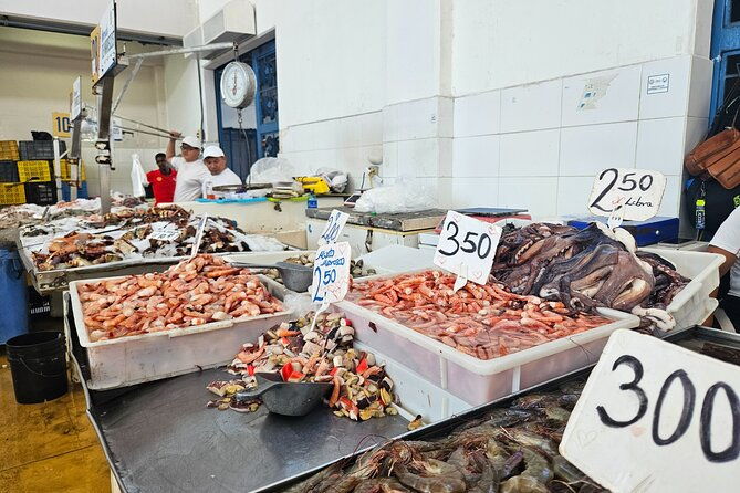 premium-foodie-tour-in-panama-casco-viejo