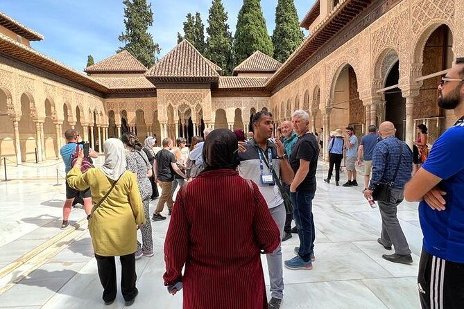 premium-private-tour-to-the-alhambra-and-generalife