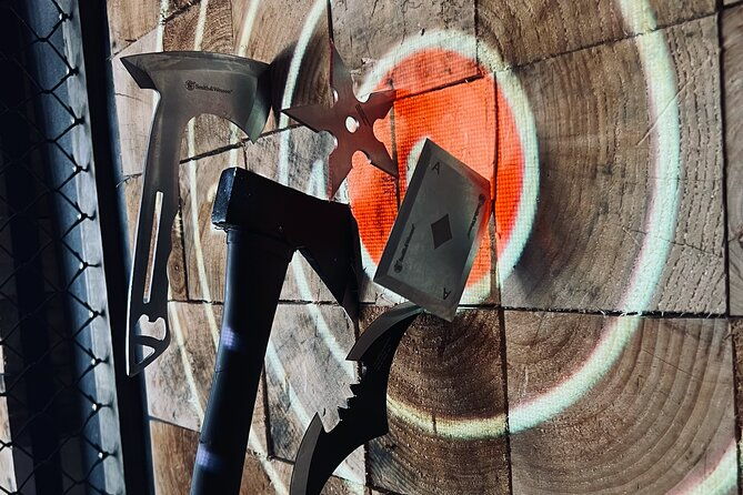 private-1-hour-axe-throwing-experience-in-texas