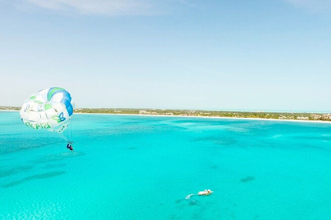 private-1-hour-parasailing-adventure-in-grace-bay