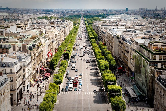 private-10-hour-shore-excursion-to-paris-from-le-havre-official-guide-in-paris