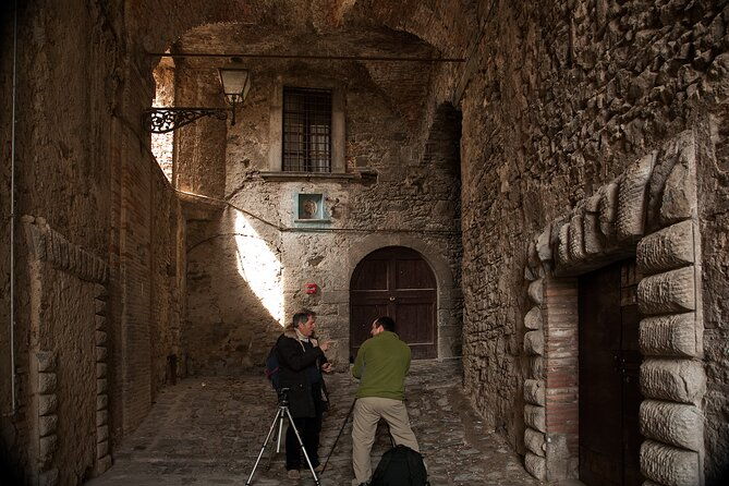 private-2-hour-photography-tour-in-orvieto-with-a-pro