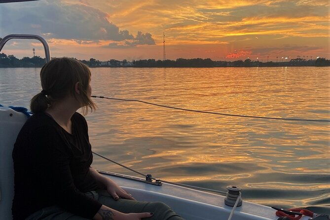 private-2-hour-sunset-sailing-tour-on-lake-fairview-2