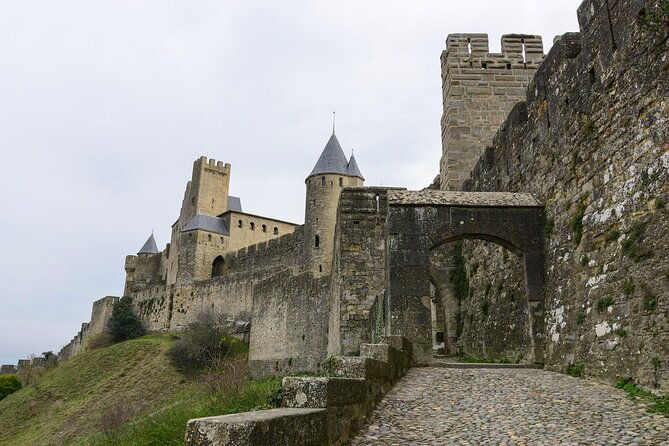private-2-hour-walking-tour-of-carcassone-with-official-tour-guide