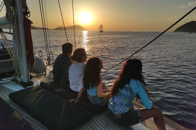 private-2-hours-sunset-cruise-to-klima