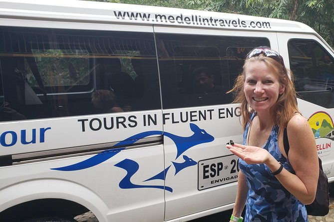 private-airport-pickup-service-in-medellin-for-you-and-your-group