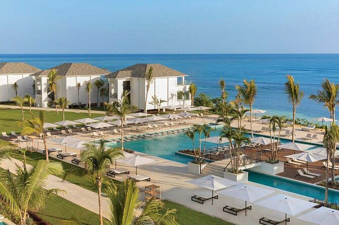 private-airport-transfer-to-excellence-oyster-bay-resort