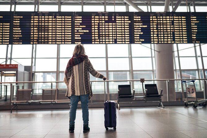 private-arrival-or-departure-transfer-matecana-int-airport-2