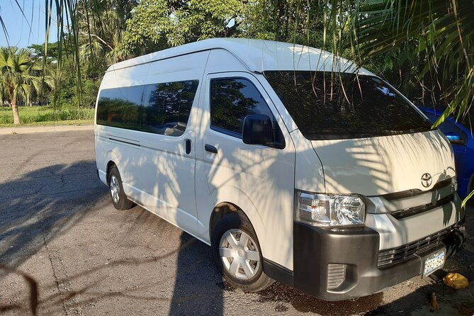 private-arrival-transfer-el-salvador-international-airport-sal-to-san-salvador