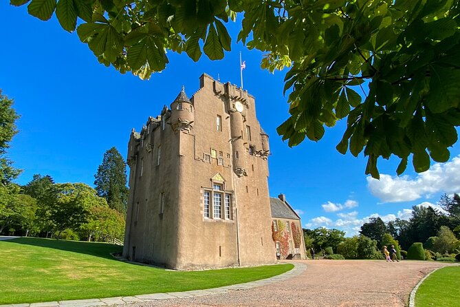 private-balmoral-glamis-dunnottar-castles-tour-from-aberdeen