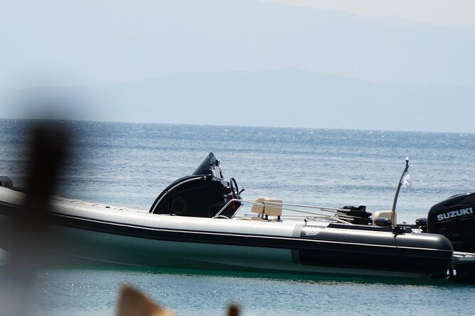 private-boat-cruise-around-skiathos-island