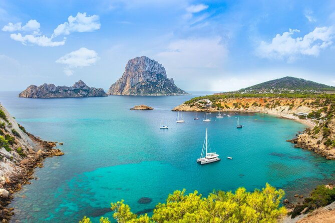 private-boat-rental-sea-ray-8-hours-ibiza-formentera