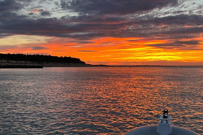 private-boat-sightseeing-tour-along-the-north-norfolk-coast-2