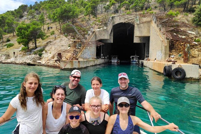 private-boat-tour-skippered-by-a-local-expert-fully-customizable