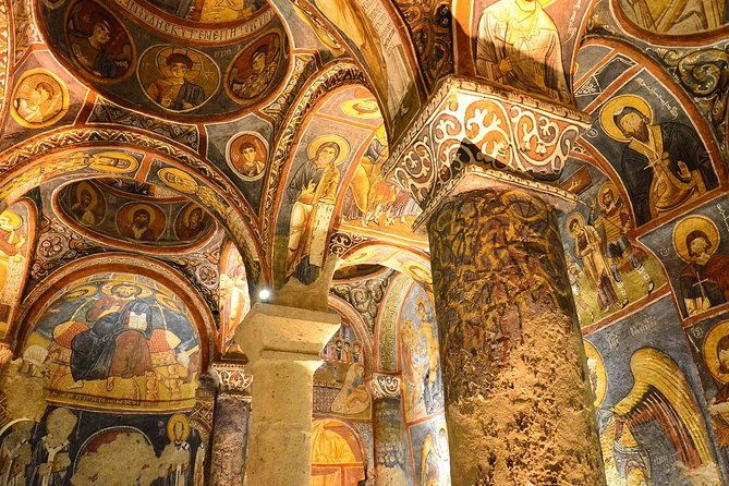 private-cappadocia-tour-w-chimneys-and-goreme-open-air-museum