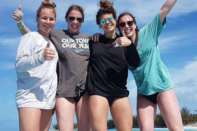 private-charter-for-snorkeling-swimming-pigs-turtles-fishing