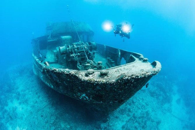 private-charter-wreck-lovers-2-dives-in-bayahibe-from-punta-cana