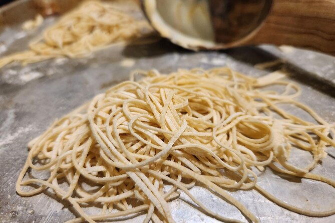 private-chicago-style-deep-dish-pizza-or-pasta-making-class