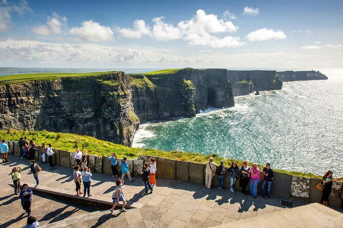 private-cliffs-of-moher-tour-small-group-from-ennis-ireland