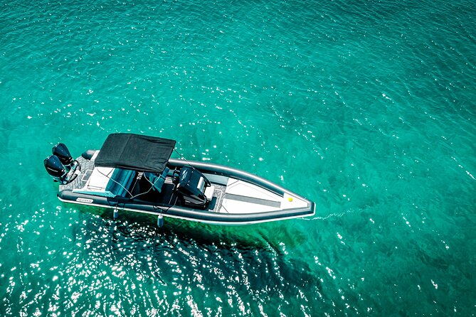 private-cruise-with-speedboat-kleftiko-sarakiniko-sykia-cave-3