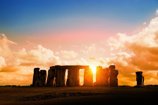 private-day-tour-from-bath-to-avebury-and-stonehenge-with-pickup
