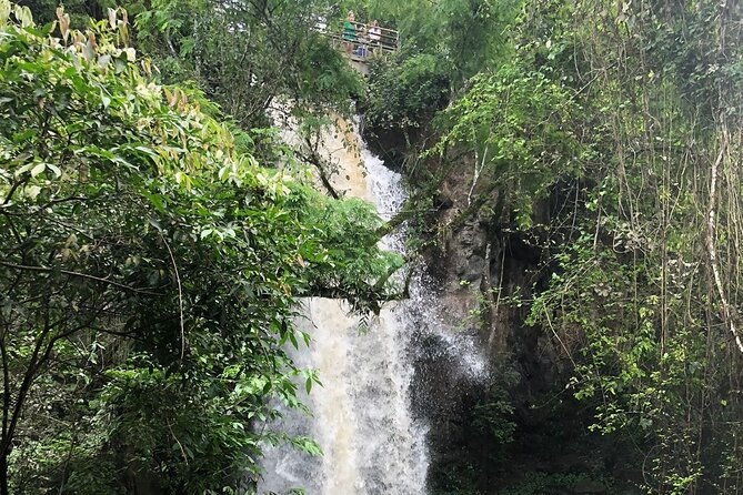private-day-tour-to-the-falls-from-brazil-and-argentina