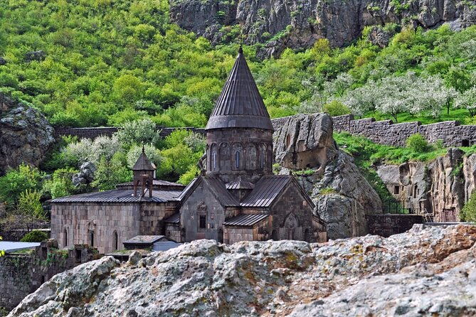 private-day-trip-to-symphony-of-stones-garni-geghard-lake-sevan