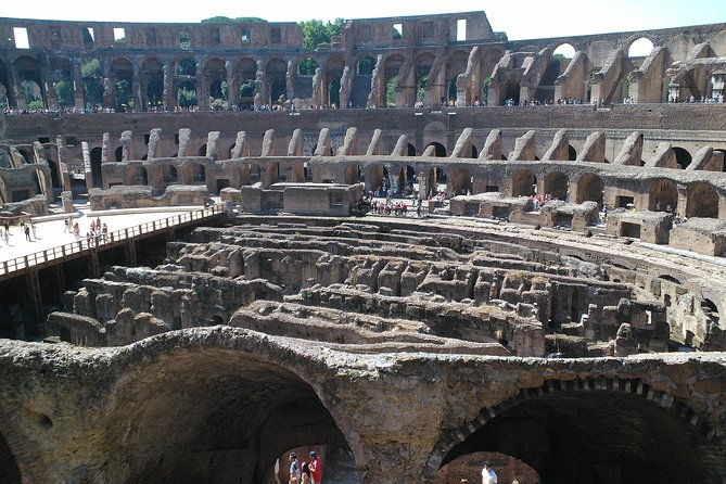 private-daytour-of-rome-from-civitavecchia-port-van-mercedes-v