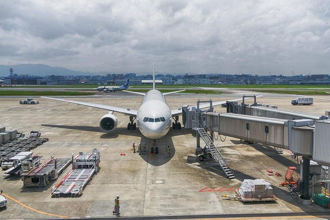 private-departure-transfer-fukuoka-city-to-fukuoka-international-airport