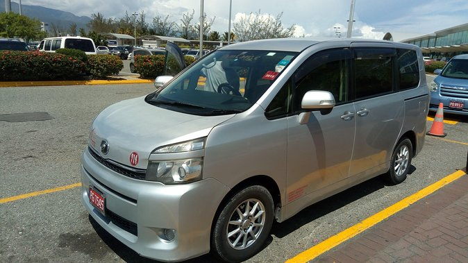 private-departure-transfer-hotel-to-kingston-international-airport-kin