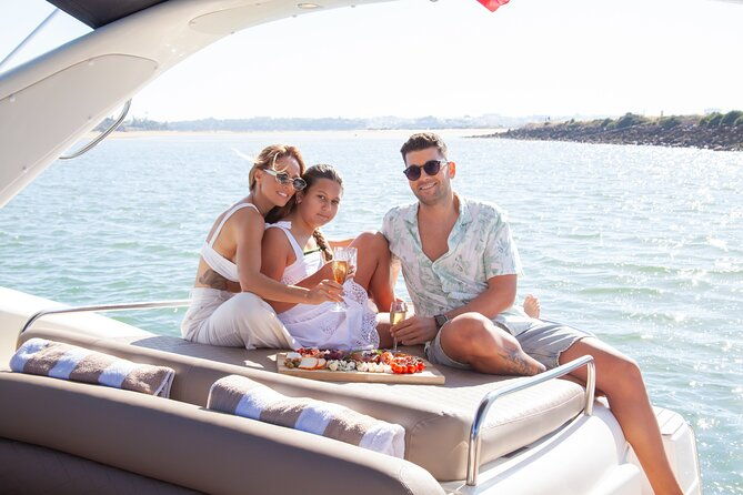 private-evening-charter-with-champagne-drinks-snacks