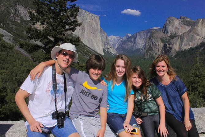 private-family-photo-day-in-yosemite