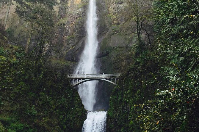 private-group-tour-up-to-11-of-columbia-river-gorge-waterfalls-from-portland