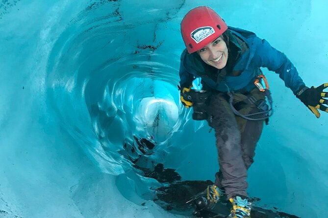 private-guided-hike-experience-on-solheimajokull-glacier