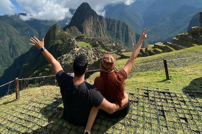 private-guided-tour-to-machu-picchu-from-aguas-calientes