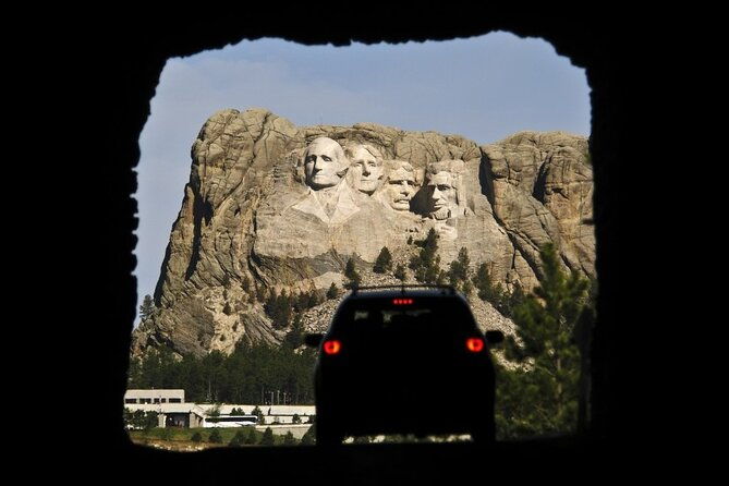 private-half-day-mt-rushmore-black-hills-tour-2